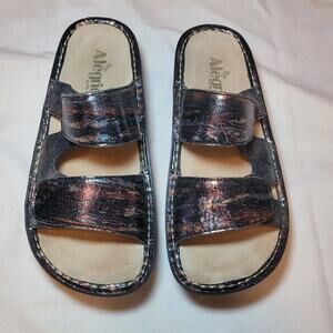 Alegria Camille Earthen Metallic Finish Adjustable Straps Slip On Sandals 38